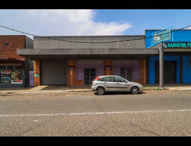480M² FACTORY FOR SALE IN THE HILL